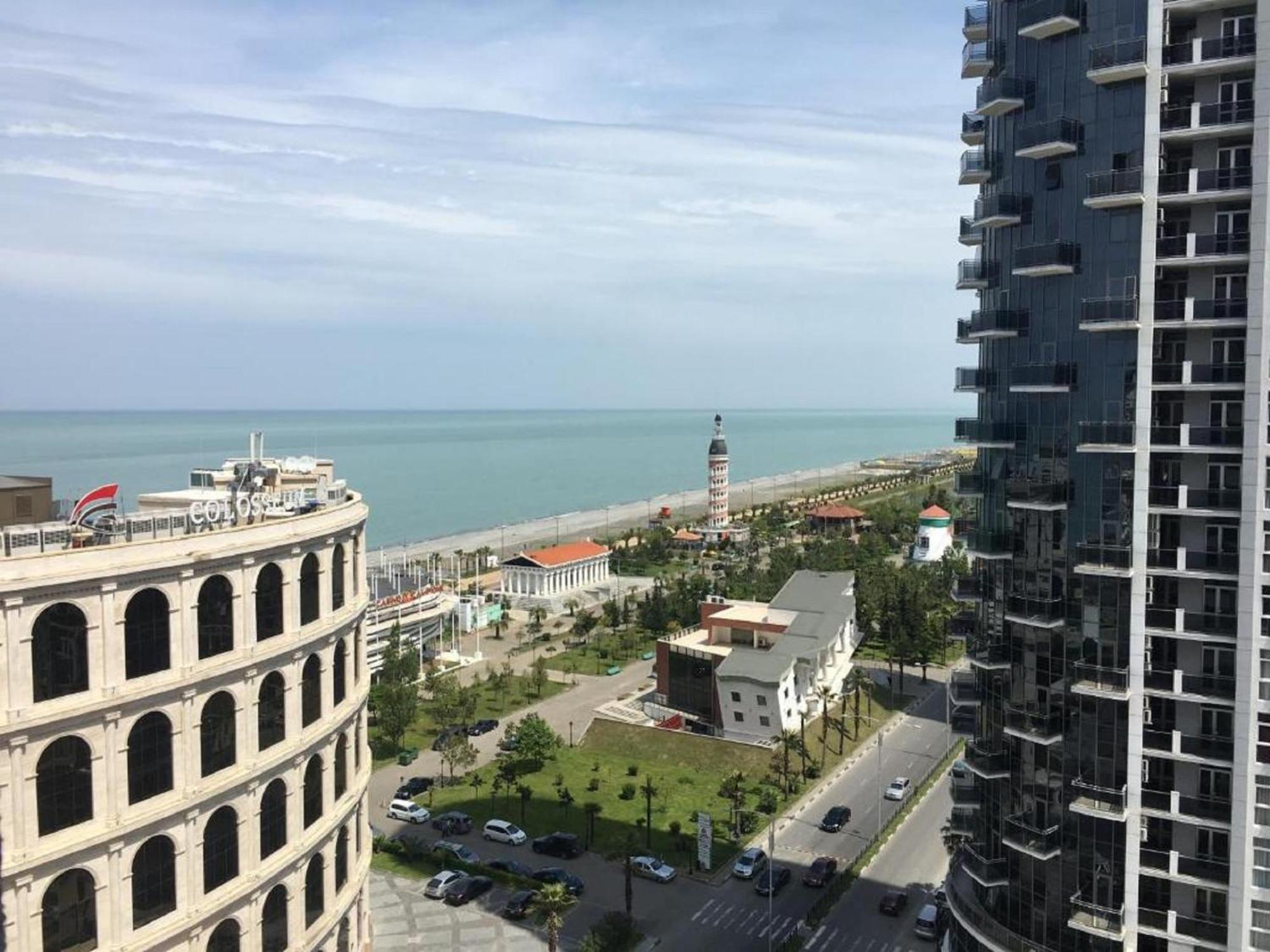 Apart Hotel Black Sea Towers Batumi Exterior foto