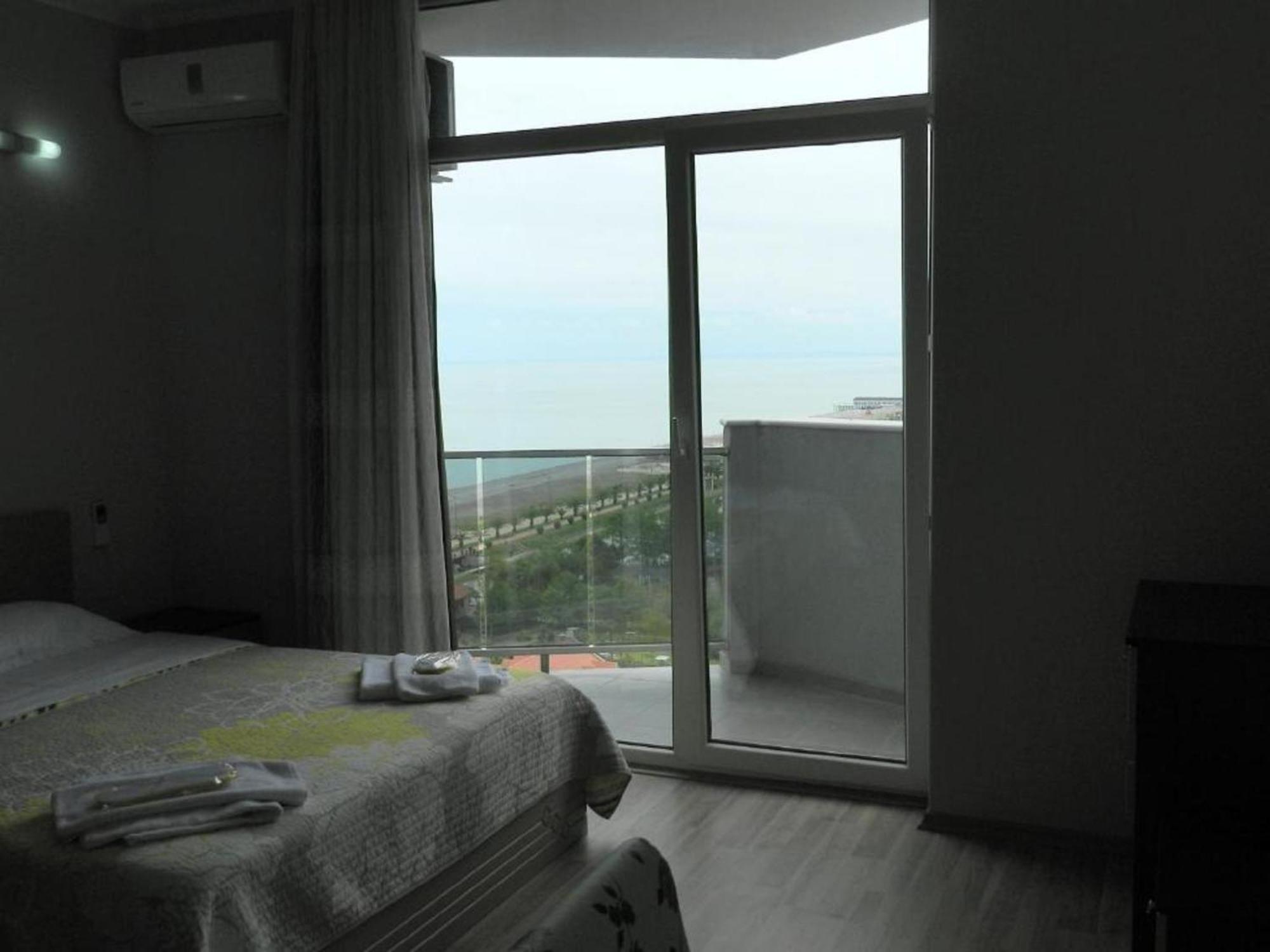 Apart Hotel Black Sea Towers Batumi Exterior foto